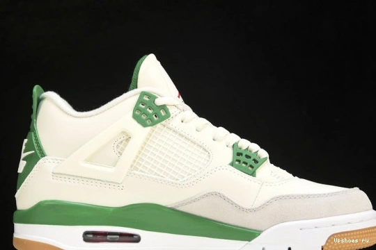 SB  Retro  Jordan  4 DR5415-103 DR5415-103 Green Pine 0520